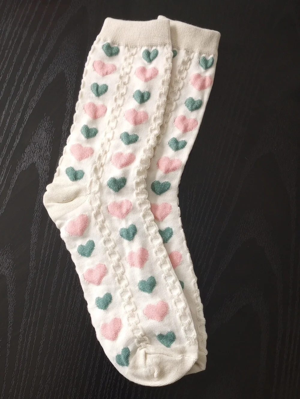 Cream Mid-calf Cable Knit Socks with Pink & Green Heart Pattern